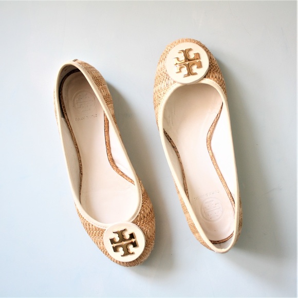 Tory Burch Shoes - TORY BURCH Raffia Reva Ballet Flat